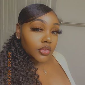 Meet your Posher, Tesssa